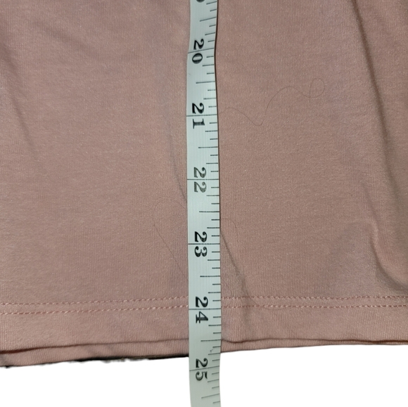 NWT Looney Tunes Women's Cropped Long Sleeve Graphic Tee Size 3XL - Picture 8 of 8